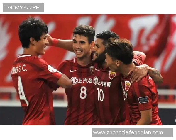 天海与上港激战正酣比分揭晓精彩瞬间引发球迷热议