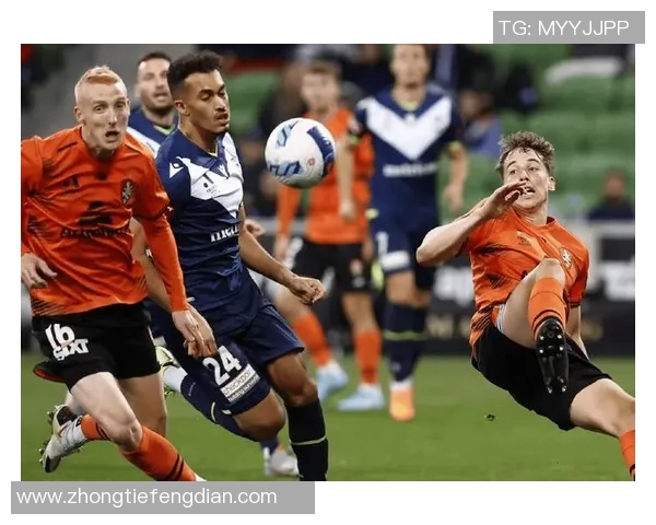 尼奥尔主场迎战兰斯争夺三分双方全力以赴力争胜利