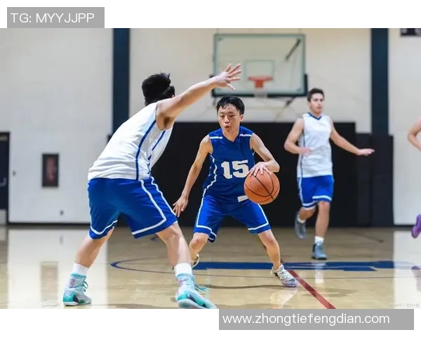 张兆旭的篮球之路：从青涩少年到职业明星的成长历程与奋斗故事