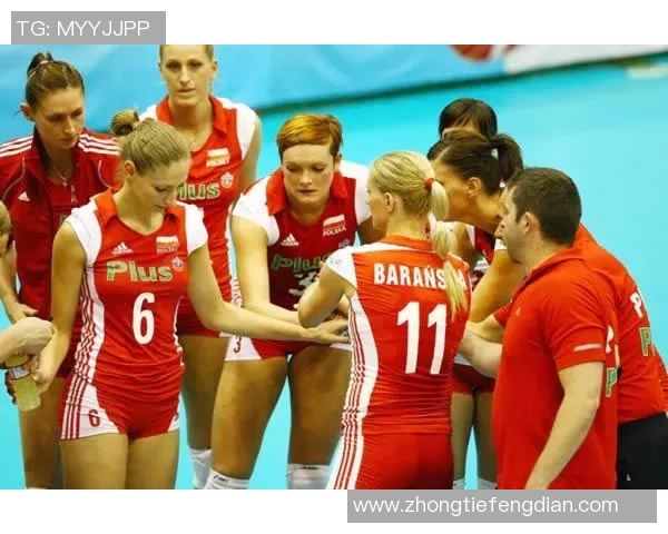 日本与波兰足球比赛现场直播全程回顾与精彩瞬间分析