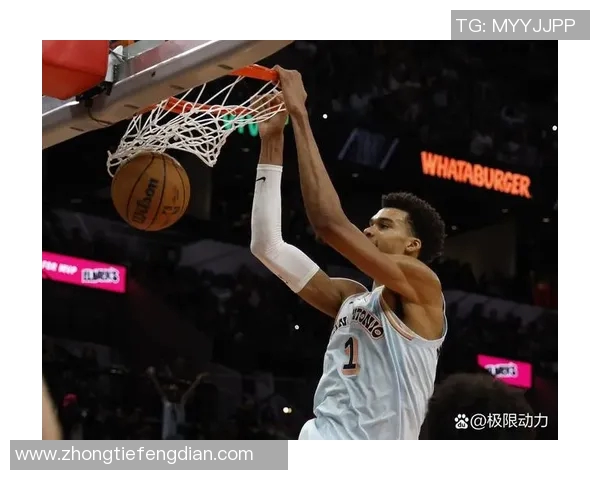 文班亚马首场比赛表现惊人5次盖帽并隔扣字母哥引发热烈讨论