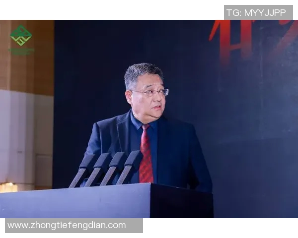 楚阿梅尼的崛起与挑战：探索他在足坛的影响力与未来发展潜力