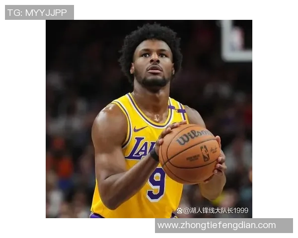 湖人对决雄鹿精彩原声直播全程回顾与分析 湖人对决雄鹿精彩原声直播全程回顾与分析