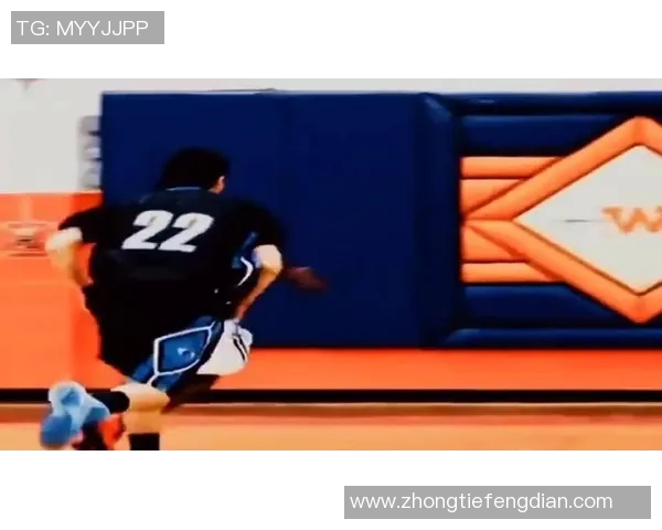 许钟豪的成长之路与奋斗历程探秘：从平凡到卓越的蜕变之旅