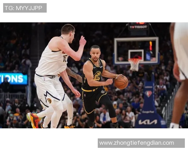 NBA季前赛勇士对阵掘金精彩直播回顾与赛后分析